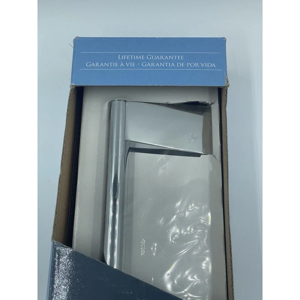 GATCO Bleu 18-inch Chrome Wall Mounted Towel Bar Model #4711 New in Box
